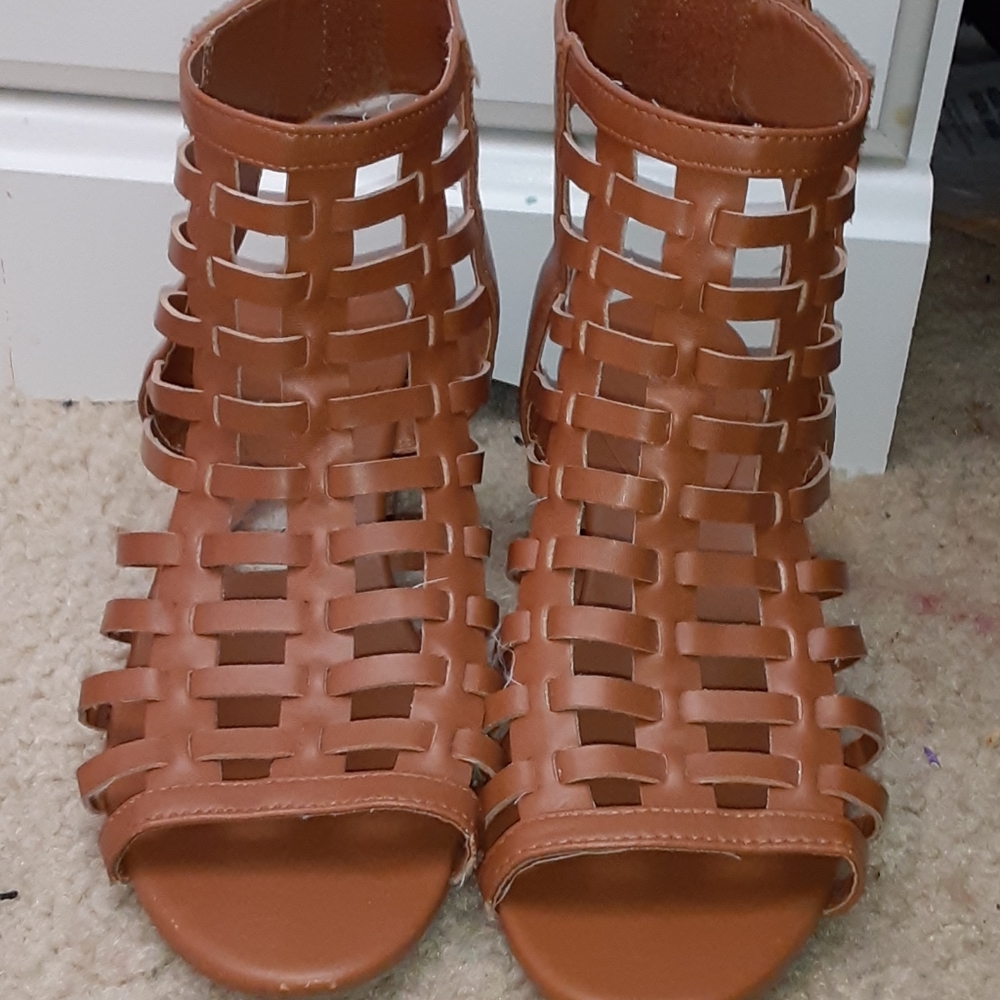 Brown wedge heels